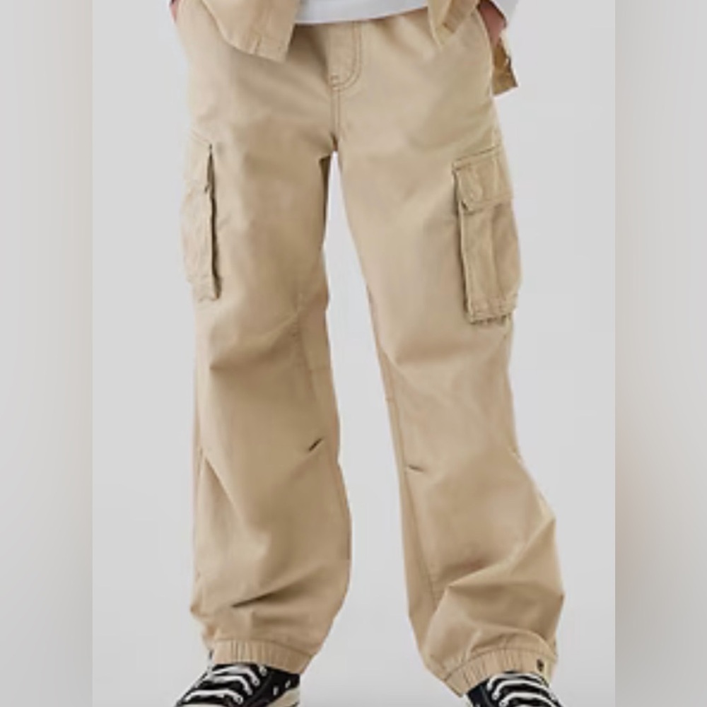 GAP Boys Pull-On Beige Cargo Pants - Size 14-16 Husky - great condition